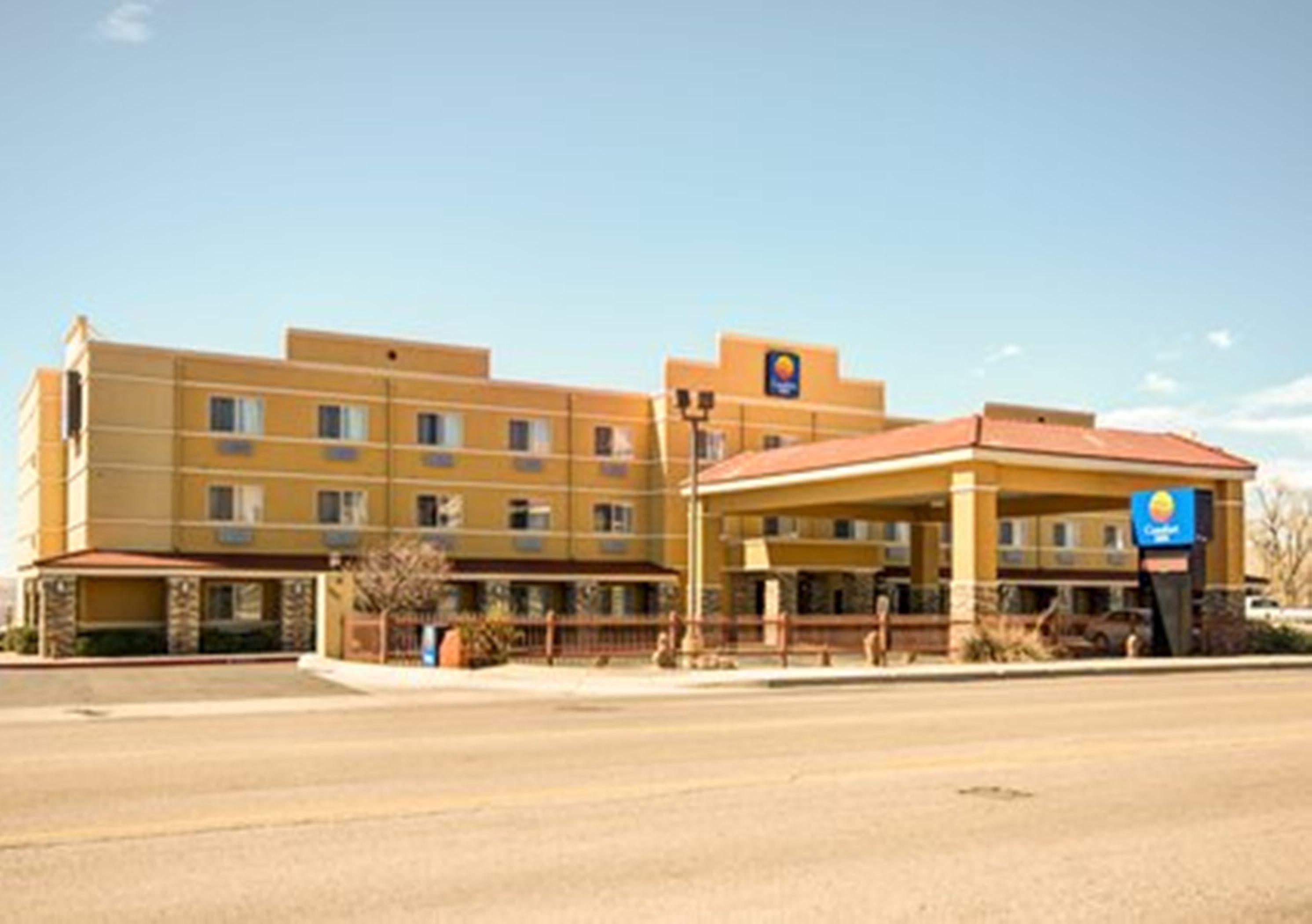 Comfort Inn Albuquerque Airport Exterior photo